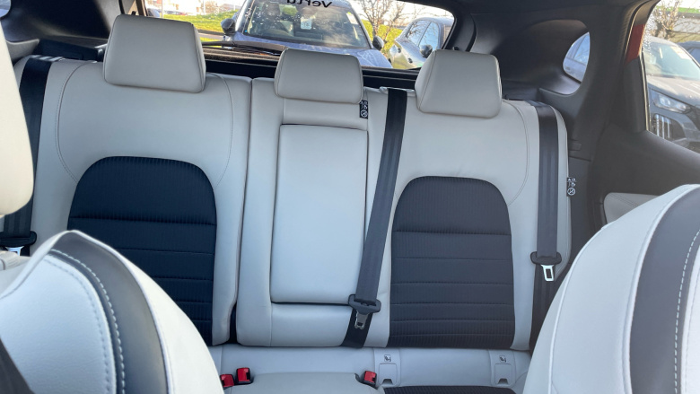 Nissan Qashqai 1.3 DiG-T MH 158 Tekna 5dr Xtronic Petrol Hatchback